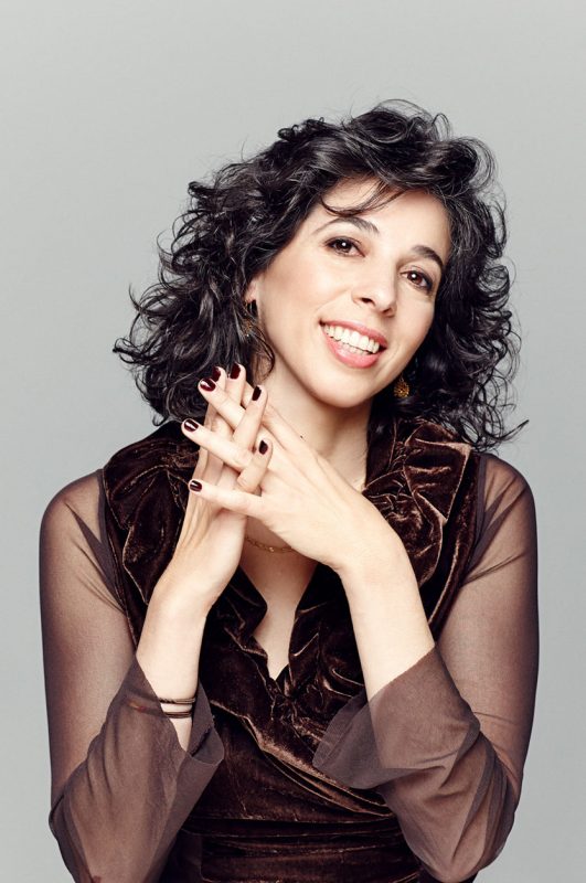 Soprano & Opera Singer Ana Maria Ruimonte