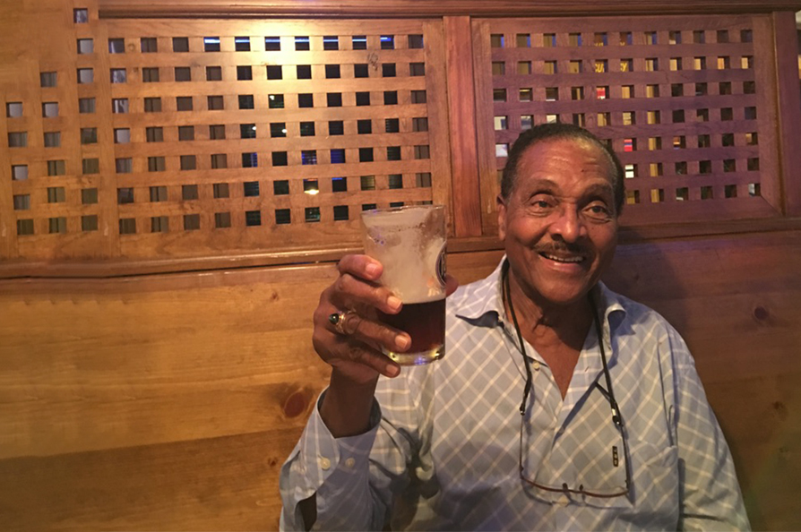 Huberal Herrera - Cheers
